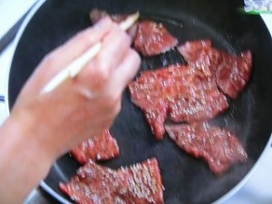 Nhkきょうの料理ビギナーズ フライパン焼き肉 のレシピby大庭英子 6月19日 おさらいキッチン