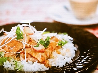 【いっぷく！まんぷくキッチン】豚しそバター丼のレシピ・井上恵美・豚肉