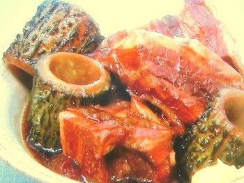 【おかずのクッキング】豚とゴーヤーの黒糖角煮のレシピ・コウケンテツ