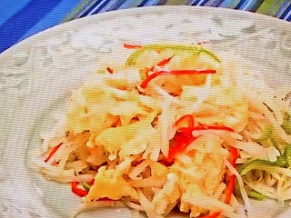 【ZIP！速水もこみちのMOCO''Sキッチン】もこみち流　青パパイヤと卵の炒め物のレシピ・速水もこみち