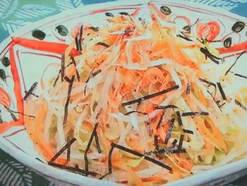 【ZIP！速水もこみちのMOCO''Sキッチン】もこみち流　桜エビと大根のサラダのレシピ・速水もこみち