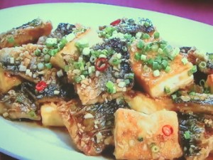 サンマと豆腐の中華ネギソース
