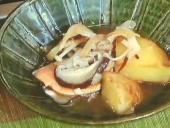 【いっぷく！まんぷくキッチン】サケとキノコの蒸し焼きのレシピ・志村幸一郎