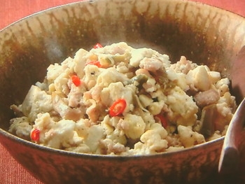 【きょうの料理ビギナーズ】豆腐とひき肉のザーサイ炒めのレシピ・大庭英子