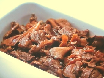 【おかずのクッキング】マイタケと牛肉の醤油煮のレシピ・土井善晴