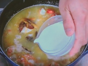 海の幸のクリーム鍋