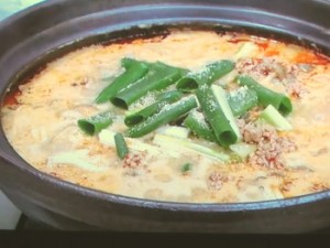 坦々 鍋 レシピ 人気
