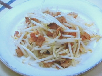 【きょうの料理ビギナーズ】もやしと豚バラの塩炒めのレシピ・大庭英子
