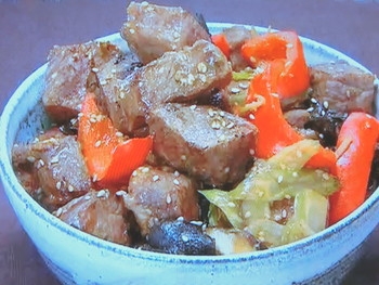 【ZIP！速水もこみちのMOCO''Sキッチン】もこみち流　牛肉のオイスター炒め丼のレシピ・速水もこみち