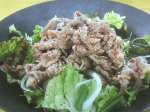 ゆで牛肉の韓国風サラダ