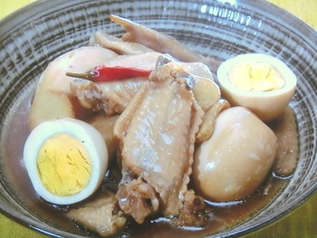 【きょうの料理ビギナーズ】手羽先とゆで卵の酢じょうゆ煮のレシピ・大庭英子