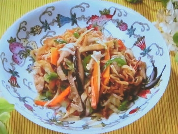 【新チューボーですよ！】上海風焼きそばのレシピ・ローラ・堺正章