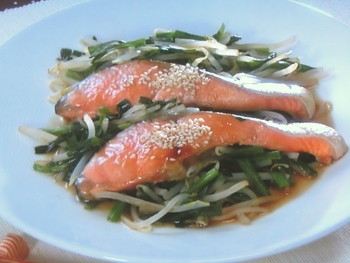 【きょうの料理ビギナーズ】野菜たっぷりさけの蒸し煮のレシピ・武蔵裕子