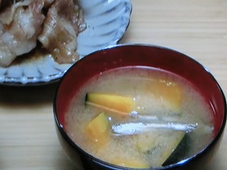 【おかずのクッキング】かぼちゃの味噌汁のレシピ・土井善晴
