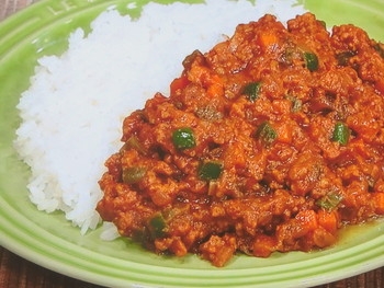 【ノンストップ】野菜の甘みたっぷり♪ヘルシードライカレーのレシピ・三ツ星シュフの食ナビ
