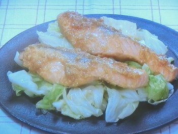 【きょうの料理ビギナーズ】さけのキャベツ蒸しのレシピ・大庭英子