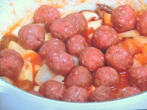 ミートボールと根菜のトマト煮
