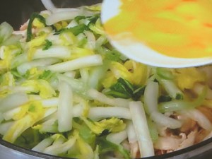 鶏胸肉と白菜の甘酢炒め