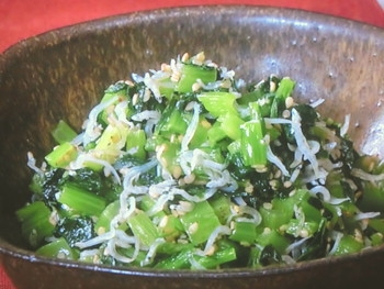 【きょうの料理ビギナーズ】小松菜とじゃこの炒め物のレシピ・大庭英子