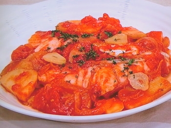 【ノンストップ】たらとじゃがいものトマト煮込みのレシピ・三ツ星シュフの食ナビ