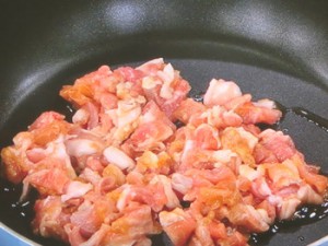 豚肉の梅しょうゆ漬けｄｅひじき炒め