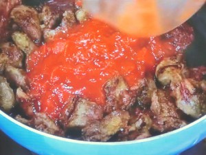 鶏レバーのトマト煮