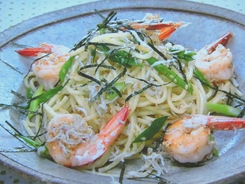 【ZIP！速水もこみちのMOCO''Sキッチン】もこみち流　シラスとエビの和風パスタのレシピ・速水もこみち