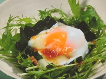 【きょうの料理ビギナーズ】水菜とわかめの温泉卵のせのレシピ・河野雅子