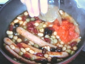 豆とソーセージの煮込み