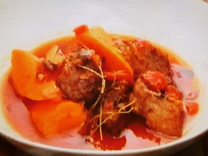 【ZIP！速水もこみちのMOCO''Sキッチン】もこみち流　牛バラ肉とにんじんのトマトのスープのレシピ・速水もこみち