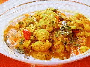 【ZIP！速水もこみちのMOCO''Sキッチン】もこみち流　チキンとカリフラワーのカレースープのレシピ・速水もこみち