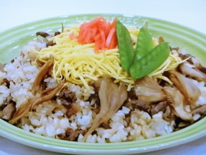 【ノンストップ】牛肉と舞茸のちらし寿司のレシピ・三ツ星シュフの食ナビ