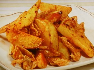【きょうの料理ビギナーズ】豚肉と新じゃがのケチャップ炒めのレシピ・河野雅子