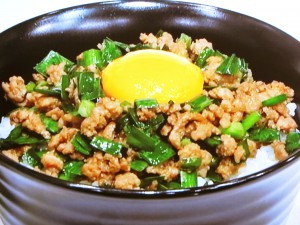 【ノンストップ】疲労回復！ニラのスタミナ丼のレシピ・三ツ星シュフの食ナビ