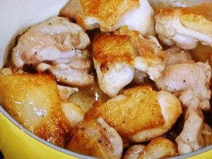鶏モモ肉のノルマンディ風煮込み