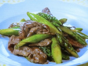 【きょうの料理ビギナーズ】アスパラと牛肉のソース炒めのレシピ・河野雅子