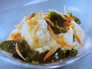【きょうの料理ビギナーズ】わかめと豆腐、桜えびのサラダのレシピ・河野雅子