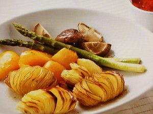 【きょうの料理】ハッセルバックポテトと焼き春野菜のごちそう温サラダのレシピ・加藤美由紀