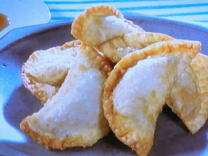 【きょうの料理ビギナーズ】納豆とチーズの包み揚げのレシピ・河野雅子