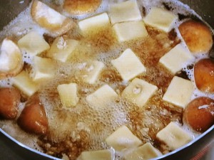 高野豆腐とレタスのそぼろ煮