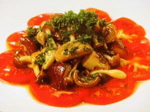 【男子ごはん】きのことトマトの冷菜のレシピ・国分太一・栗原心平