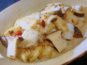 【きょうの料理ビギナーズ】エリンギといかのアンチョビ炒めのレシピ・河野雅子