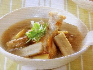 【きょうの料理ビギナーズ】ごぼうと鶏肉のスープのレシピ・河野雅子