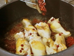 チキン、小豆、根菜の洋風煮込み