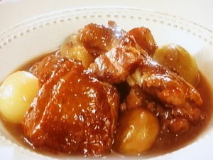 【きょうの料理ビギナーズ】鶏肉の赤ワイン煮のレシピ・河野雅子