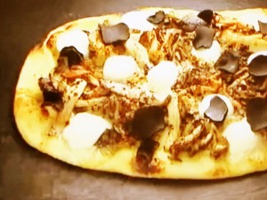 【ZIP！速水もこみちのMOCO''Sキッチン】もこみち流　きのことトリュフのうす焼きピッツァのレシピ・速水もこみち