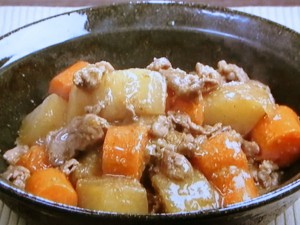 【キューピー３分クッキング】大根、にんじん、豚肉のごま煮のレシピ・石原洋子