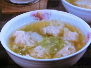 【キューピー３分クッキング】ワンタンとセロリのスープのレシピ・小林まさみ