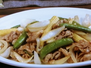【キューピー３分クッキング】豚肉、スナップえんどう、ヤングコーンの炒めもののレシピ・小林まさみ