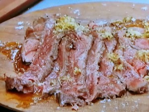 男子ごはん 牛もも肉のタタキごまねぎソースの料理レシピ おさらいキッチン